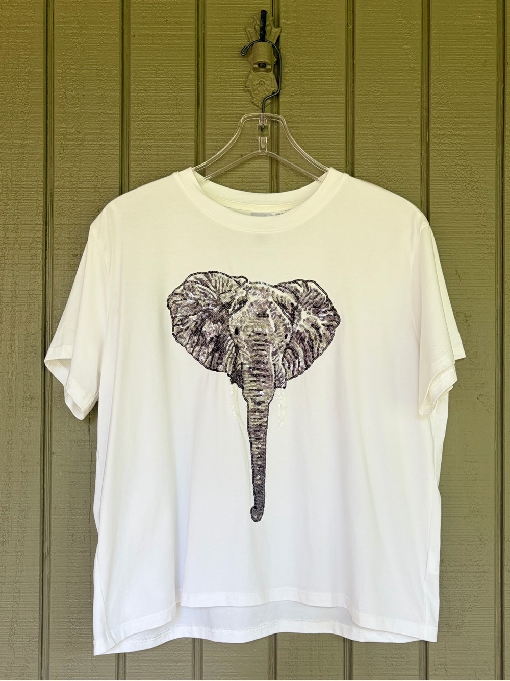 Queen of Sparkles Sequin Elephant Graphic Tee White - EUC - Size Medium